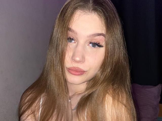 CameliaKorman - Live sexe cam - 29379995