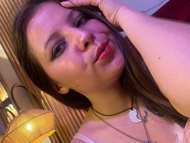 GraceRedMiller - Live sexe cam - 29383469