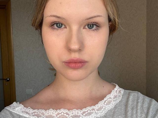 EllamaeRaugust - Live porn &amp; sex cam - 29386391