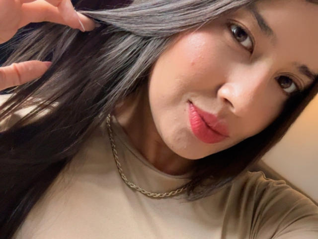 EmmaLombardi - Sexe cam en vivo - 29387840