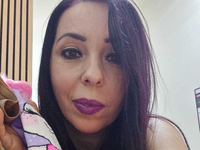 LauraSin - Live porn &amp; sex cam - 29391245