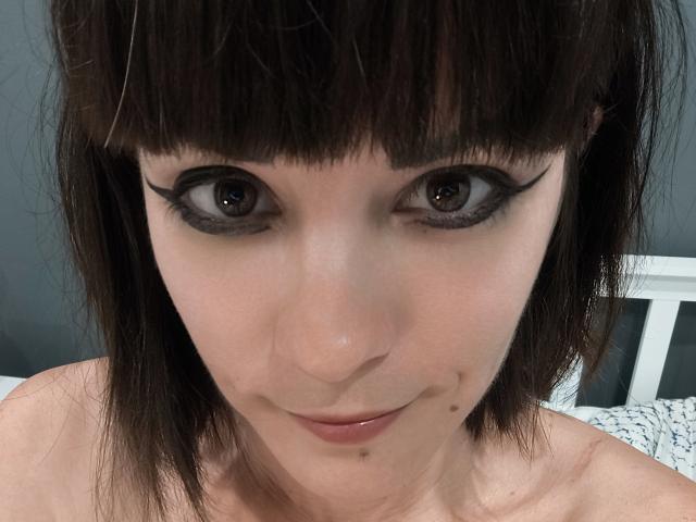 OrianaLaFrancaise - Sexe cam en vivo - 29392100