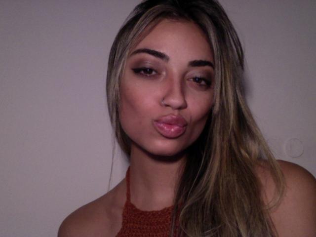 CameliaDeihl - Live porn &amp; sex cam - 29396285