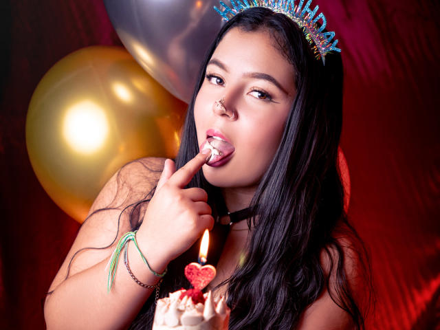 BarbaraHoneyy - Live sexe cam - 29402624