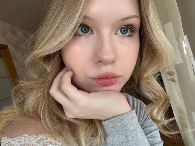 EllamaeRaugust - Sexe cam en vivo - 29406584