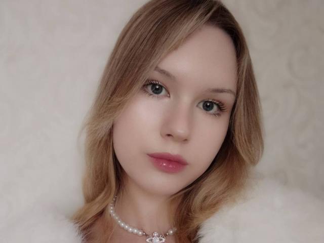 EllamaeRaugust - Sexe cam en vivo - 29406590