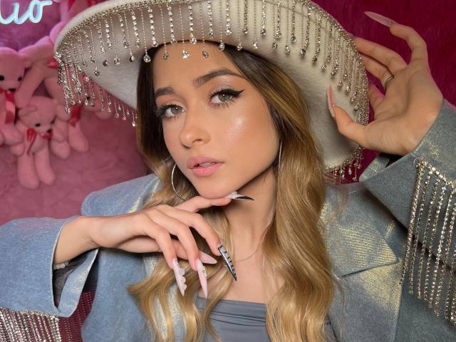 EmiliaMuse - Live porn &amp; sex cam - 29409593