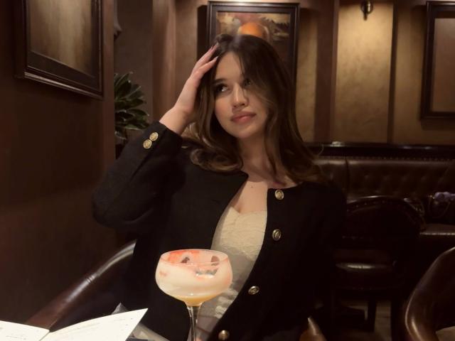 LaylaMantsch - сексуальная веб-камера в реальном времени - 29412047