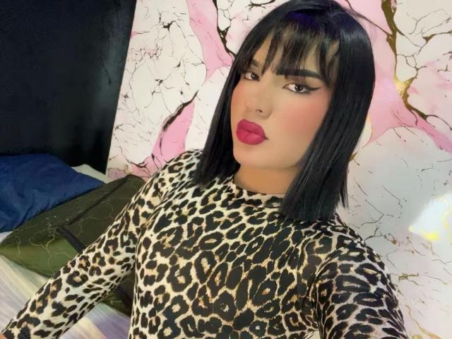 GlossyyBratz - Live sexe cam - 29413475