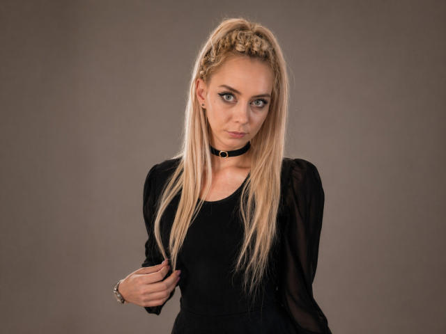 BlondIce - Live sexe cam - 29414375