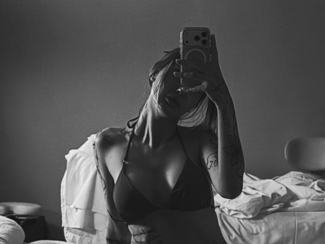 SensualMila - Live porn &amp; sex cam - 29420729
