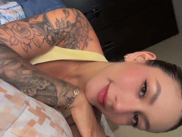 EmilyRobertts - Live sexe cam - 29423036