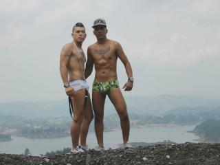 AndyForJoseph - Web cam sex avec ce Couple Homme corps équilibré sur Xlove Gay 