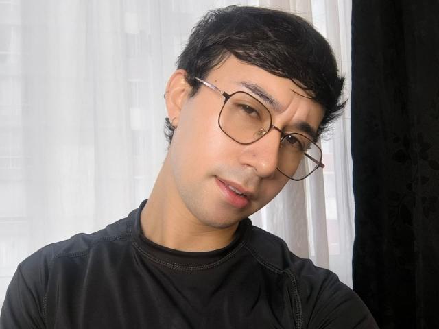 OliverHot69 - Live sexe cam - 29425799