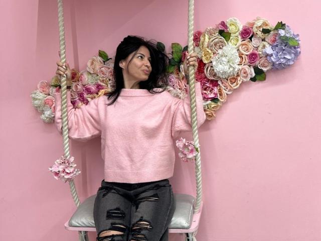 CrissyLove - Live Sex Cam - 29429768