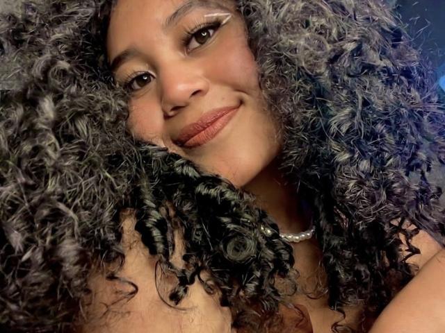 SophieSonyas - Live porn &amp; sex cam - 29430287