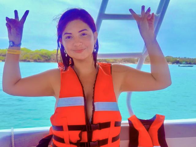 KatherineToro - Sexe cam en vivo - 29434745