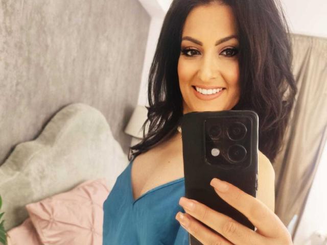 LisaCroftt - Live sex cam - 29435546