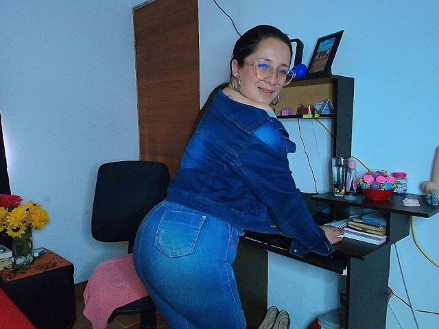 VictoriaRousse - Live sexe cam - 29438333