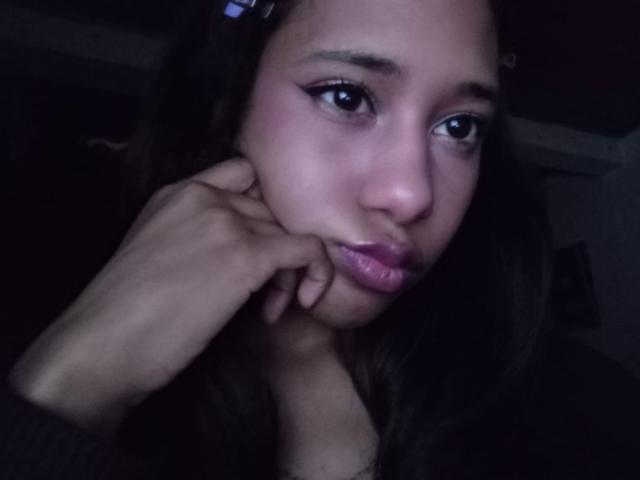 LovelyConnie - Live sexe cam - 29439239