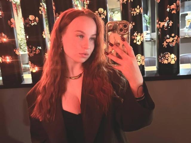 BellaLuvv - Live porn &amp; sex cam - 29448284