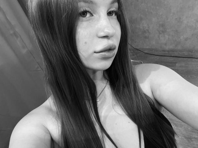BellaLuvv - Live porn &amp; sex cam - 29448311