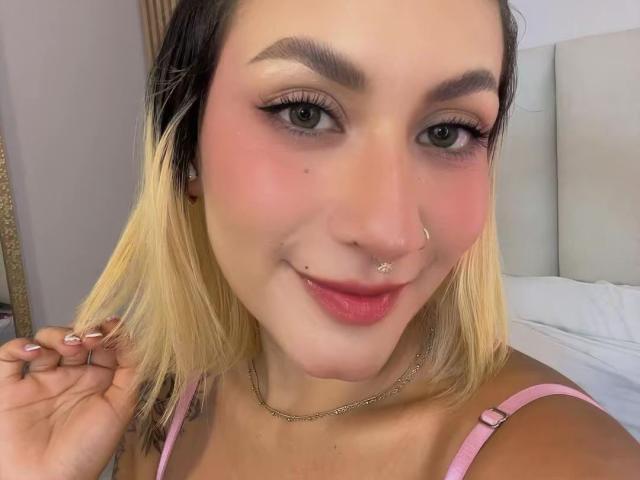 EmilyRobertts - Sexe cam en vivo - 29449511