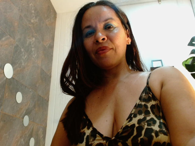LizethBells - Live porn &amp; sex cam - 29450279