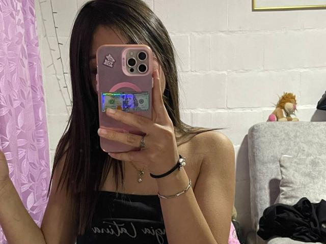 ScarlettPreatty - Sexe cam en vivo - 29457524