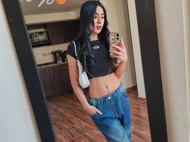 ChloeXk - Live sex cam - 29458520