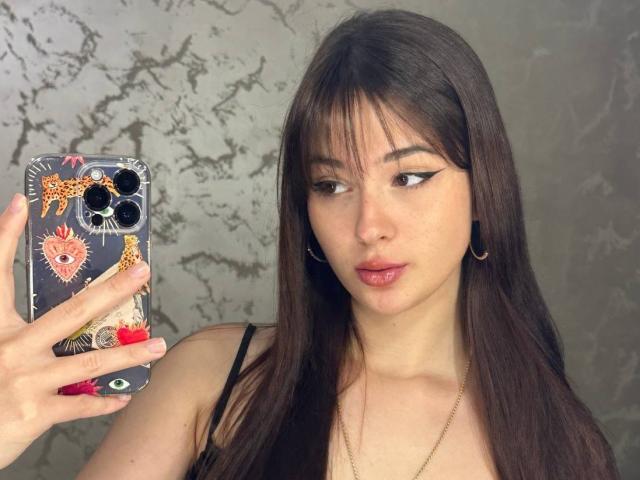 EmogeneBusalacchi - Live sexe cam - 29461325