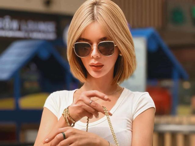 HotCumAdriana69x - Live Sex Cam - 29462990