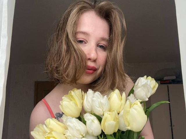 OuidaMcgrane - Sexe cam en vivo - 29463500