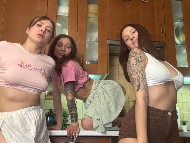 HotCaramelsTrio - Live porno og sexkamera - 29472305