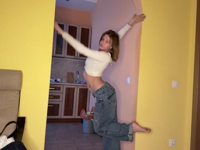 OlimpiaWiatrek - Live sexe cam - 29473469