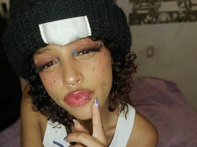 LunaKeller - Live sex cam - 29473943