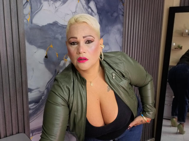 GianellaCox - Live sex cam - 29478305