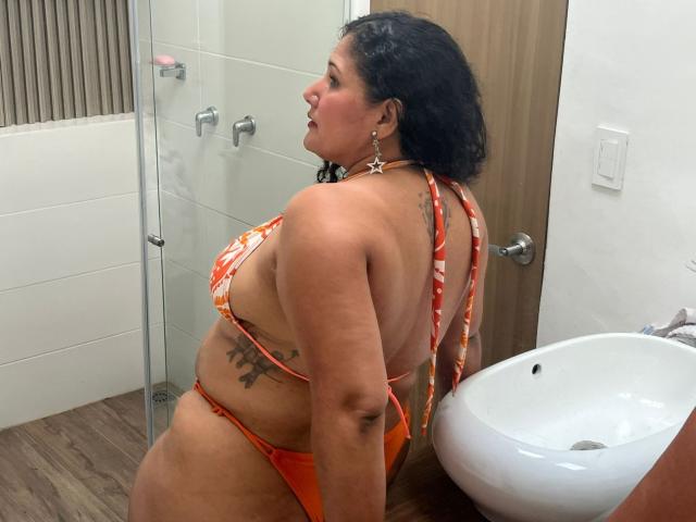 GenesisMontenegro - Live porn &amp; sex cam - 29479913