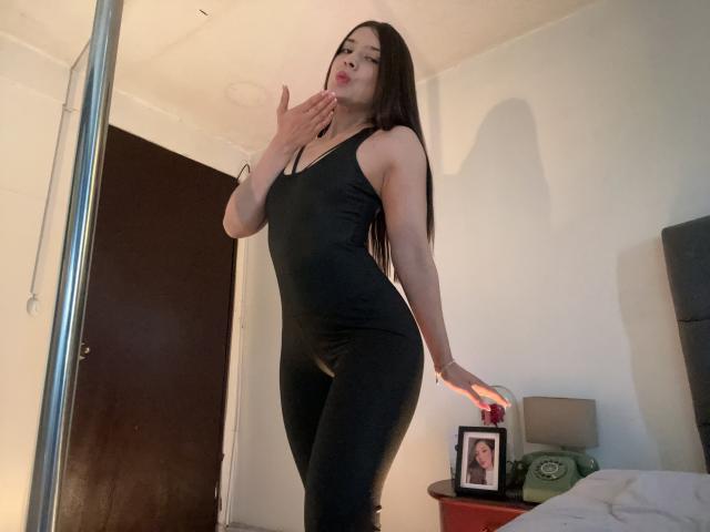EmmaLombardi - Live porn &amp; sex cam - 29486486
