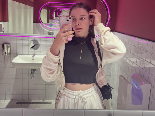Meliss69 - Sexe cam en vivo - 29487608
