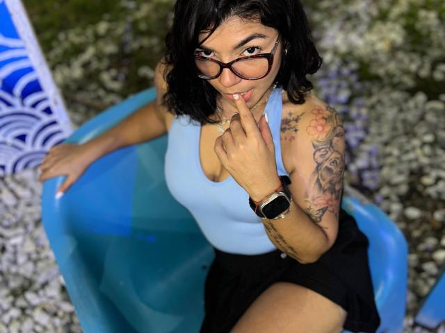 ValeryPierce - Live porn &amp; sex cam - 29492879