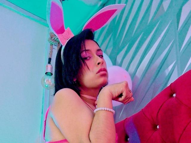 RoxanneHan - Live sex cam - 29493968