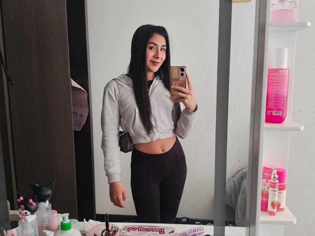 ChloeXk - Live sex cam - 29495903