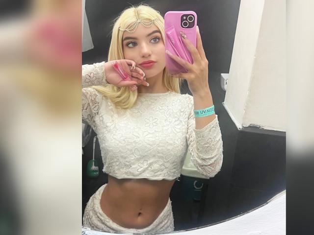 SabrinaColle - Live porn &amp; sex cam - 29502953