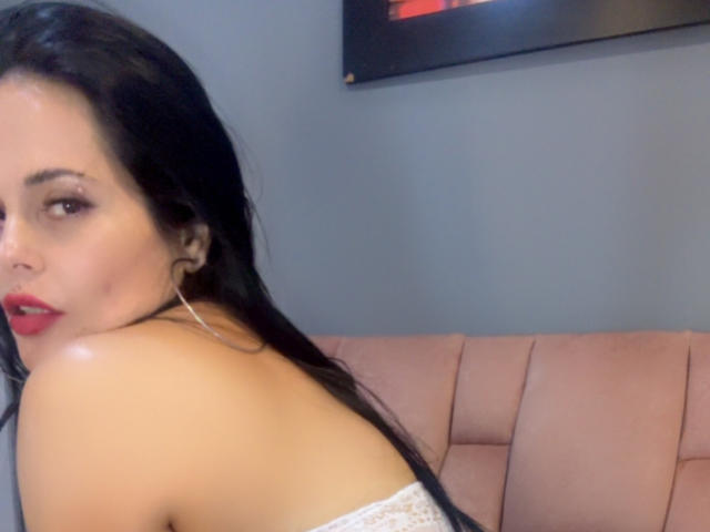 CharlotteCrofort - Live porn &amp; sex cam - 29504315
