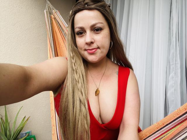 SamanthaGold - Live sex cam - 29505671