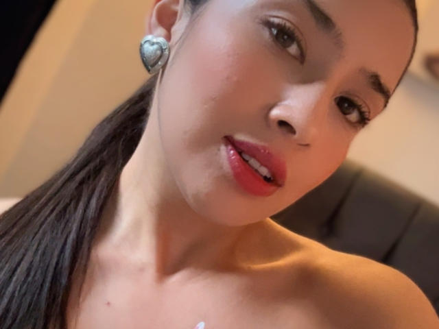 EmmaLombardi - Live porn &amp; sex cam - 29513288