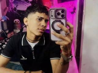 skinnycutealyer