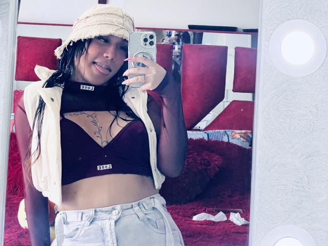GeraldineSuan - Sexe cam en vivo - 29520635