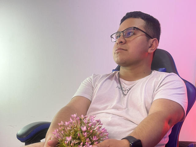 ThiiagoSaenz - Live sex cam - 29523734